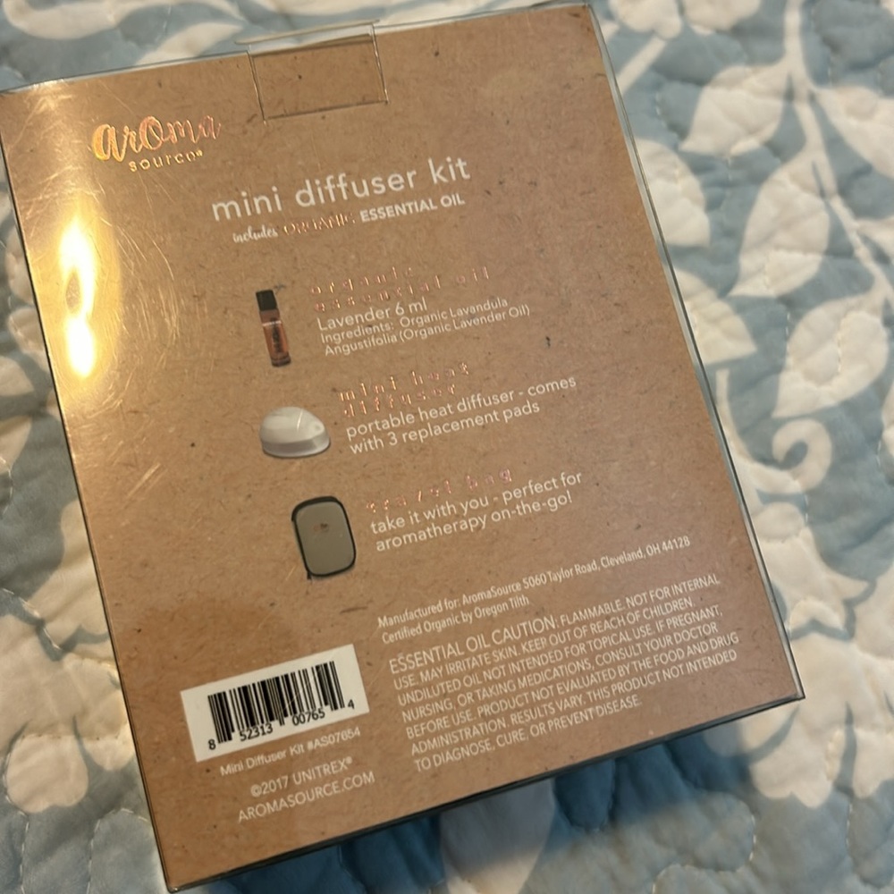 Mini Aroma Diffuser Kit - Picture 2 of 2